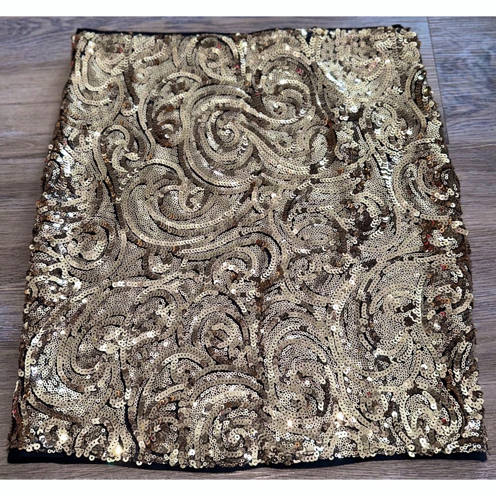 Brand New! Windsor Gold Sequin Skirt